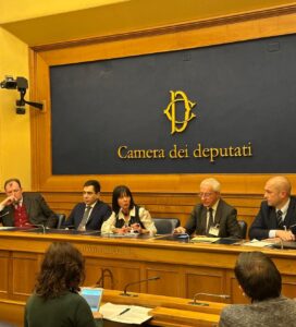 <h3>“ABRUZZO NEL MONDO: IL PROGETTO CREATO PER RILANCIARE BORGHI, CULTURA E MADE IN ITALY PRESENTATO ALLA CAMERA DEI DEPUTATI”</h3>